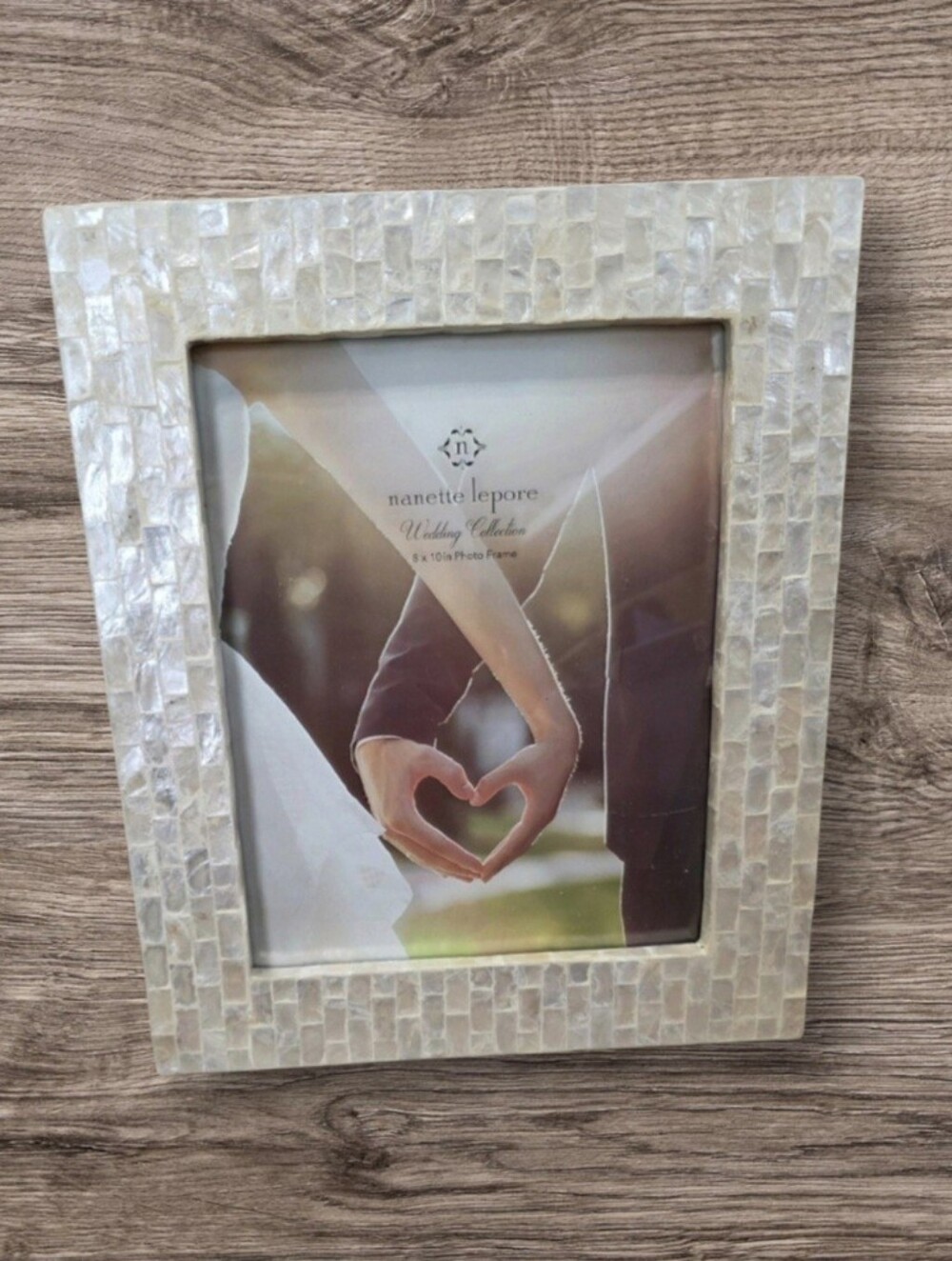 💒 Nanette Lepore Iridescent Pearl Mosaic Frame - White/Cream
